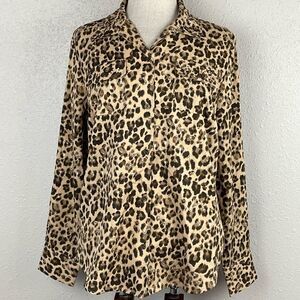 EUC Gloria Vanderbilt Casuals Women’s Leopard Print Button Down Top Size M